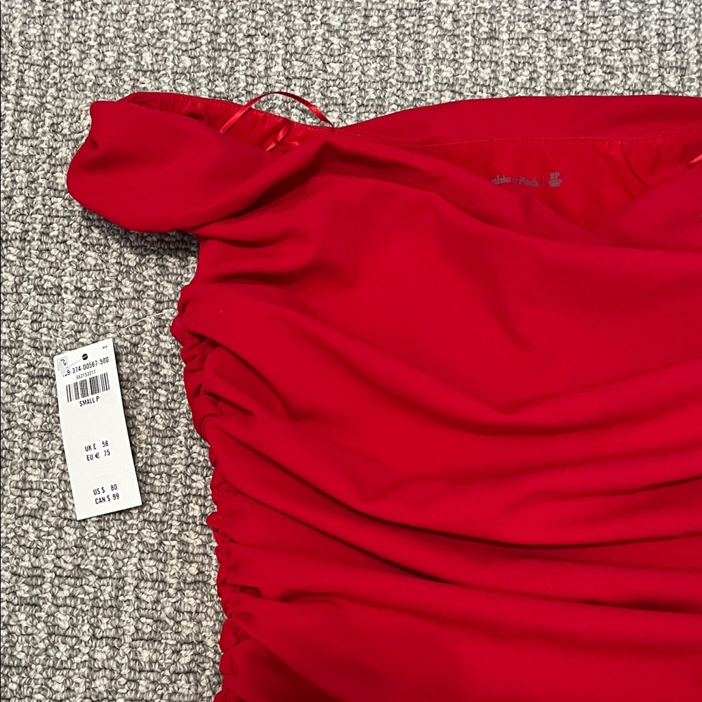 Abercrombie Women’s Elegant Red Off-The-Shoulder Dress - Picture 3 of 3